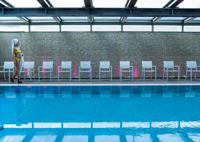 فندق تيرمينال بالاس وسبا ريميني