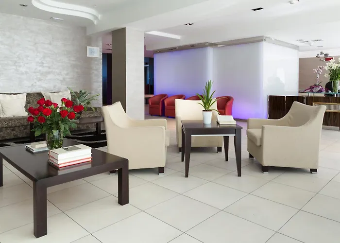 تيرمينال بالاس وسبا فندق 4*