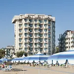 Terminal Palace & Hotel