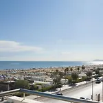 Terminal Palace & 4*