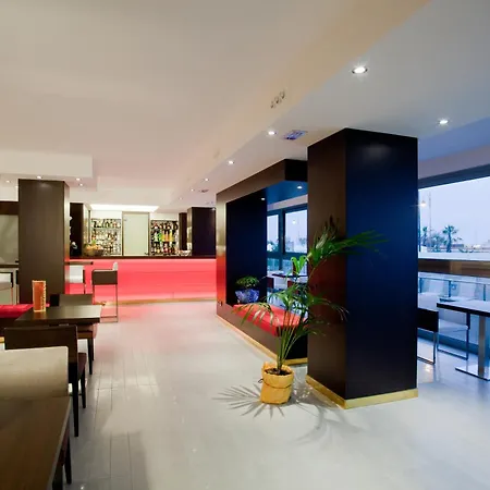 Hotel Terminal Palace &