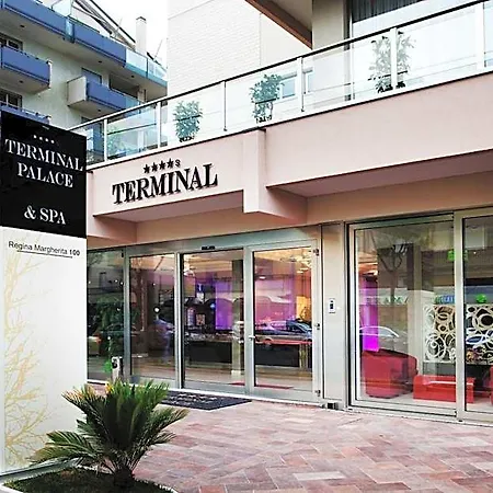 Hotel Terminal Palace & 4*