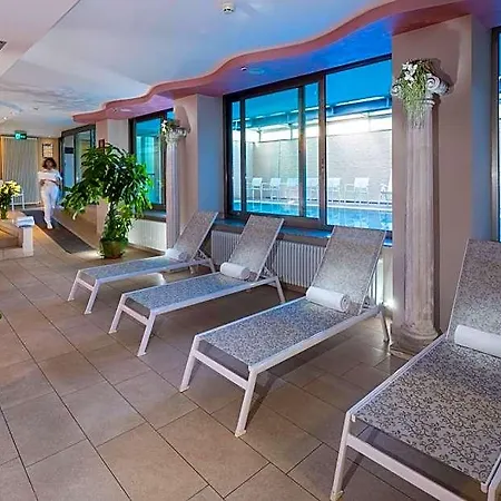 Terminal Palace & Hotel Rimini