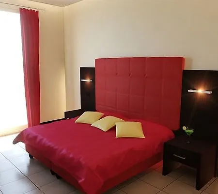 Hotel Terminal Palace &