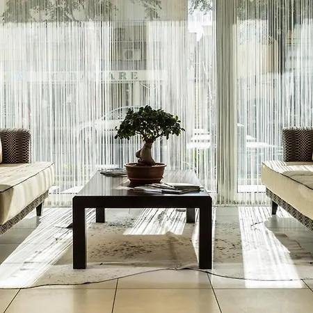 Hotel Terminal Palace &