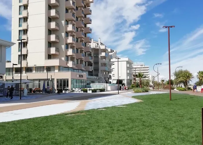 Hotel Terminal Palace &