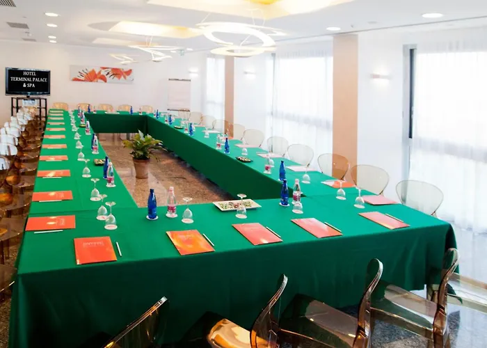 ホテル Terminal Palace &