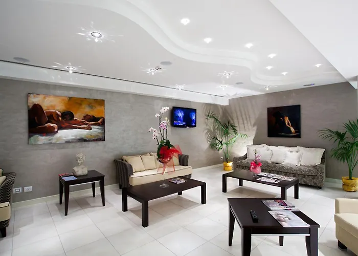 Terminal Palace & Rimini