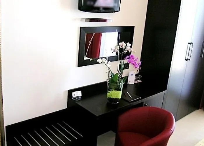 Hotel Terminal Palace &