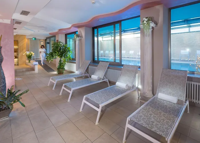 Terminal Palace & Hotel 4*