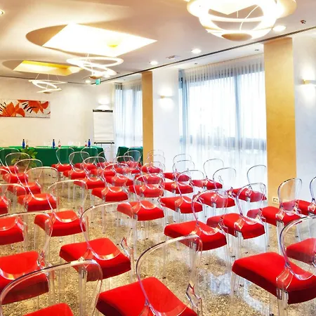 Hotel Terminal Palace &