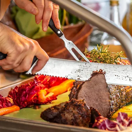 Terminal Palace & Hotel