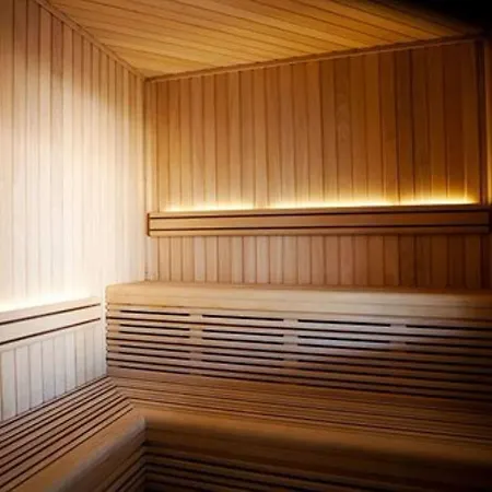 Terminal Palace & 4* リミニ