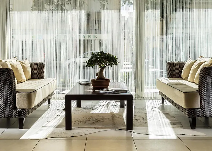 Hotel Terminal Palace &