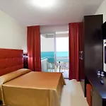 Hotell Terminal Palace & 4*